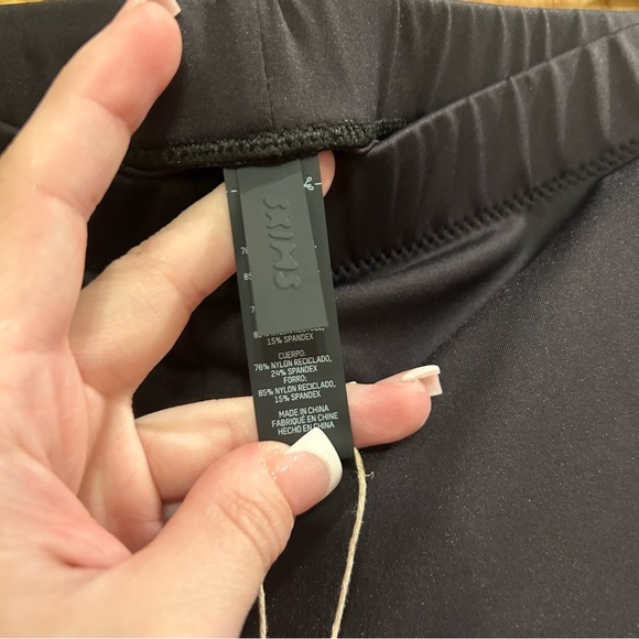 SKIMS Swim Mid Waist Shorts 4x - Picture 4 of 8